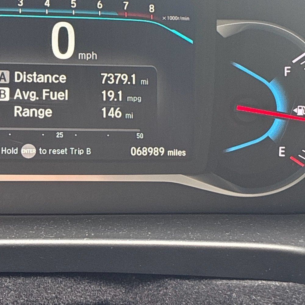 Used 2020 Honda Pilot Touring image 7