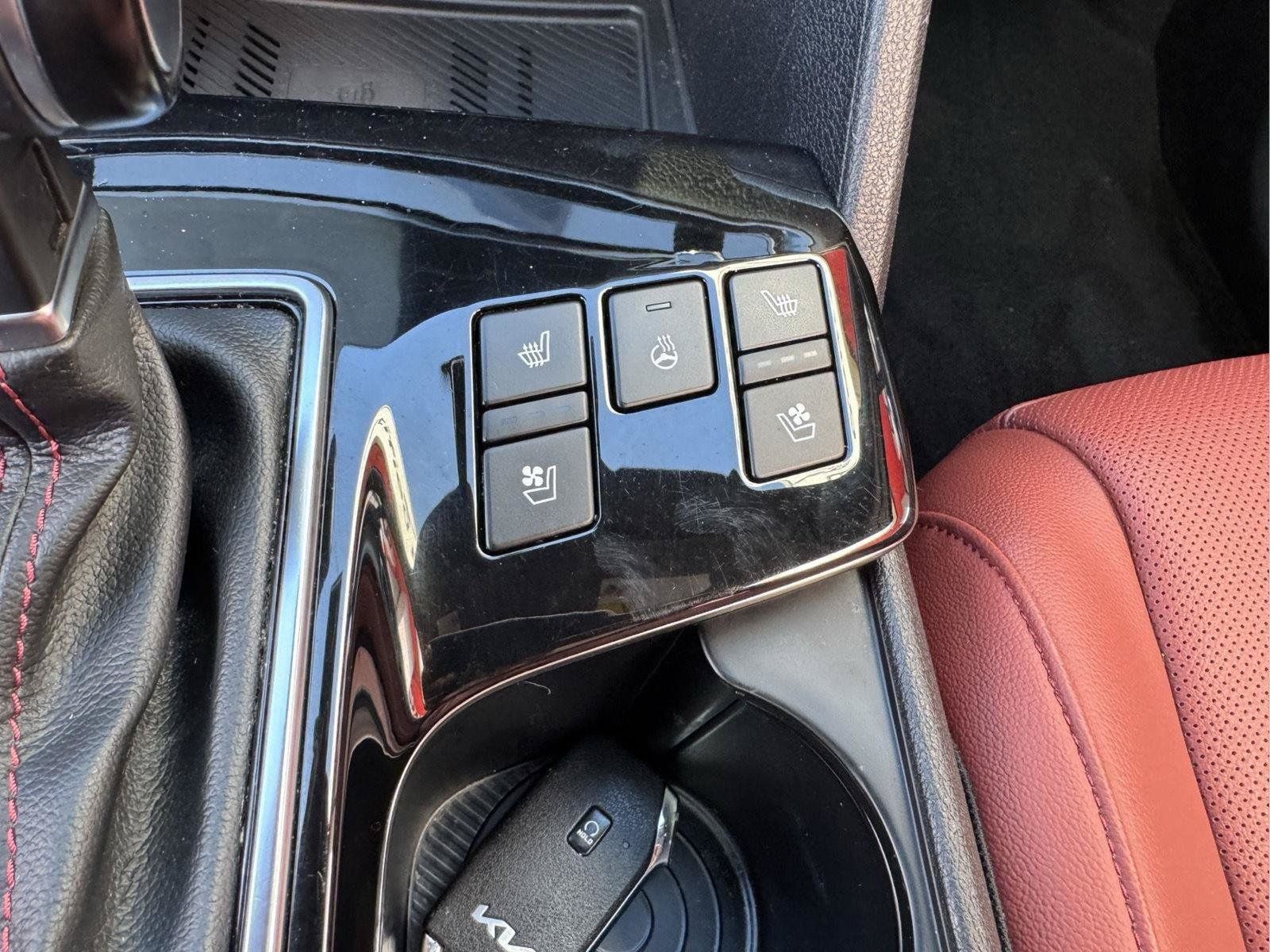 Used 2023 Kia Sportage SX FWD image 23