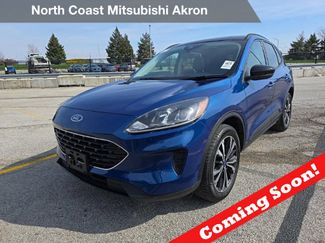 Used 2022 Ford Escape SE w/ SE Sport Appearance Package video 1