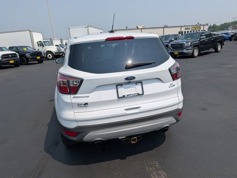 Used 2017 Ford Escape SE image 7