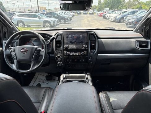 Used 2024 Nissan Titan PRO-4X w/ Pro-4x Convenience Package AWD/4WD image 13