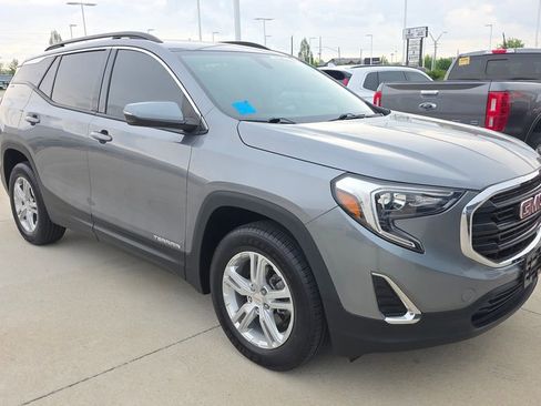 Used 2019 GMC Terrain SLE w/ Driver Convenience Package image 7
