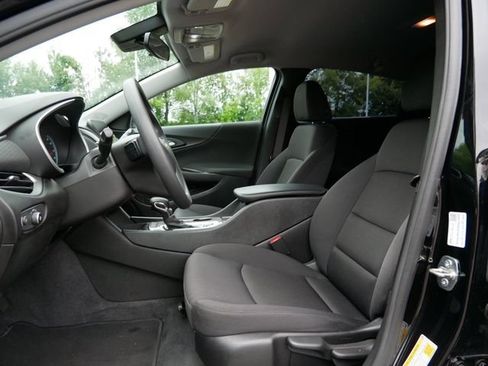 Used 2023 Chevrolet Malibu LS FWD image 14
