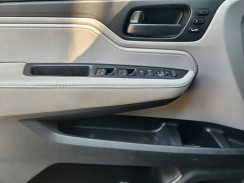 Used 2022 Honda Odyssey EX-L image 23