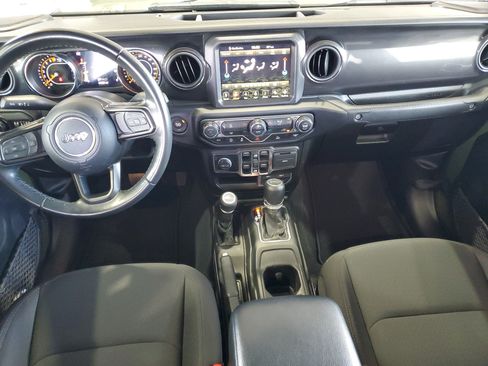 Used 2022 Jeep Gladiator Sport AWD/4WD image 11