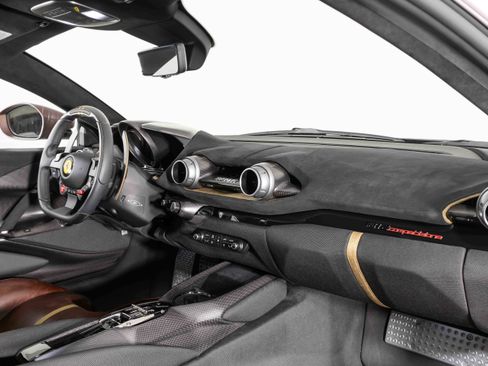 Certified 2023 Ferrari 812 Competizione image 17