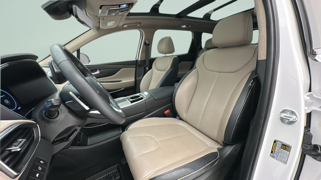 Used 2023 Hyundai Santa Fe Limited AWD/4WD image 14