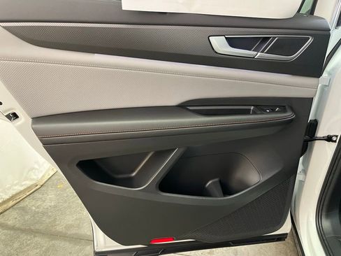 New 2026 Volkswagen Atlas Peak Edition AWD/4WD image 21