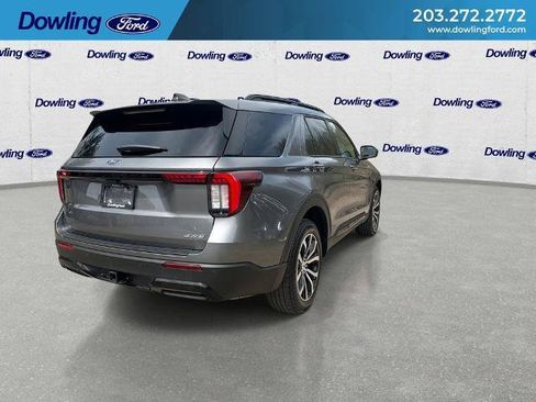 Certified 2025 Ford Explorer ST-Line AWD/4WD image 8