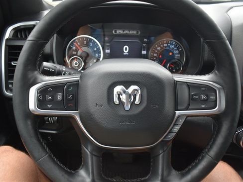 Used 2019 RAM 1500 Big Horn AWD/4WD image 16