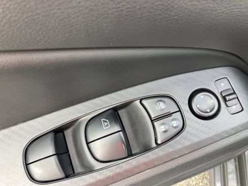 Used 2024 Nissan Altima 2.5 SV image 15