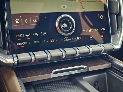 New 2026 GMC Acadia Denali Ultimate w/ LPO, All-Weather Package image 30