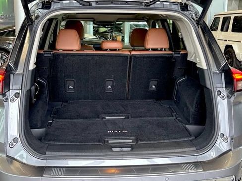 Used 2024 Nissan Rogue Platinum w/ Platinum Premium Package FWD image 38