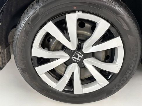 Certified 2025 Honda Civic LX image 33