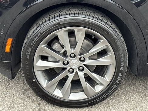 Used 2021 Buick Envision Avenir w/ Technology Package II image 23