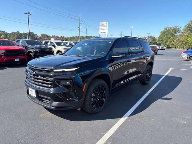 Used 2025 Chevrolet Traverse LT w/ Midnight/Sport Edition FWD image 6