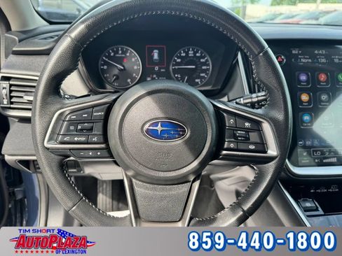 Used 2024 Subaru Outback Premium AWD/4WD image 17