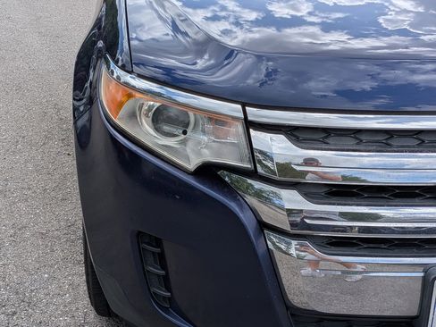 Used 2011 Ford Edge SE FWD image 10