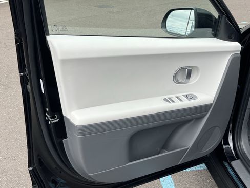 Certified 2024 Hyundai Ioniq 5 SEL RWD image 15
