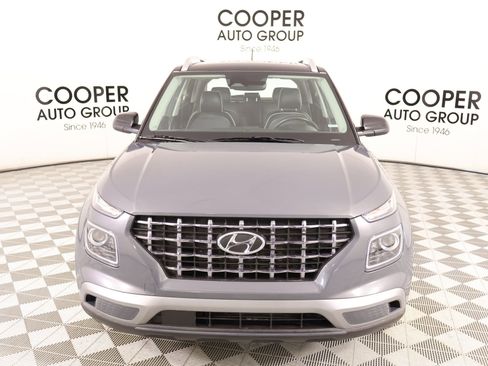 Certified 2025 Hyundai Venue Limited image 10