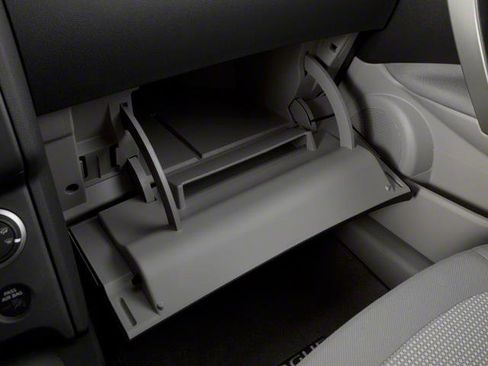 Used 2013 Nissan Rogue S image 15