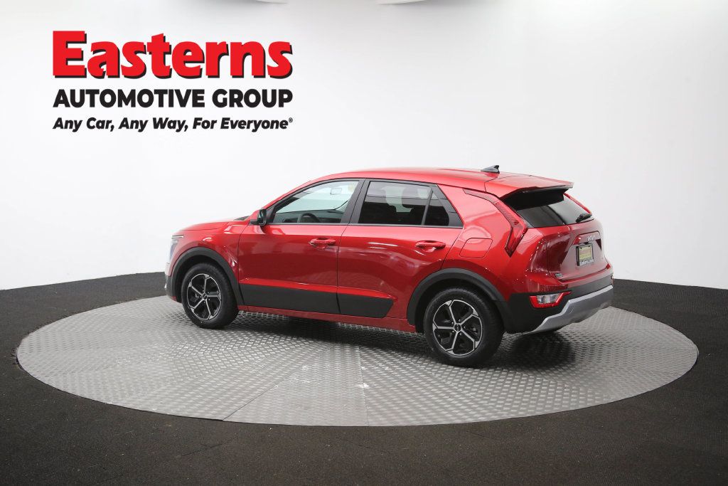 Used 2025 Kia Niro LX FWD image 63