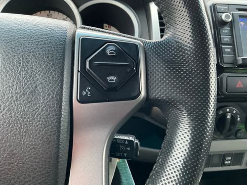 Used 2015 Toyota Tacoma 4x4 Double Cab w/ TRD Sport Package image 19