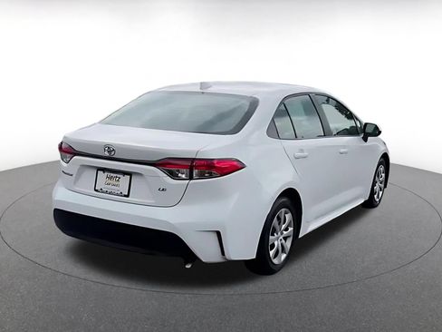 Used 2025 Toyota Corolla LE FWD image 14