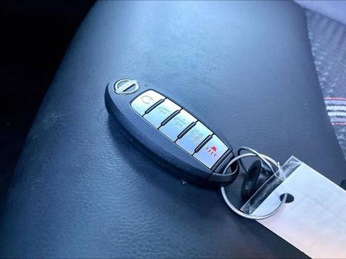 Certified 2024 Nissan Altima 2.5 SR image 13