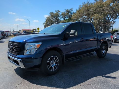 Used 2023 Nissan Titan SV w/ Accessory Utility Package image 8