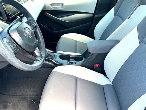 Used 2024 Toyota Corolla LE FWD image 13