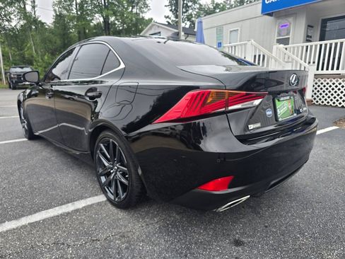 Used 2019 Lexus IS 300 RWD image 5