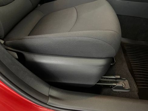 Used 2021 Toyota Corolla LE FWD image 55