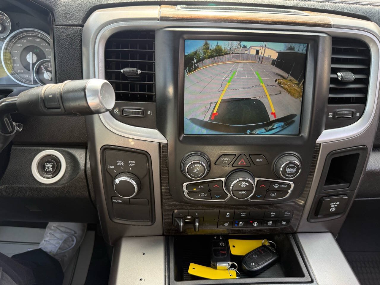 Used 2015 RAM 2500 Limited AWD/4WD image 13