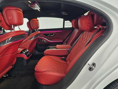New 2025 Mercedes-Benz S 580 4MATIC Sedan image 17