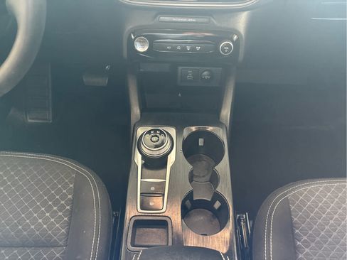 Used 2023 Ford Escape Active w/ Tech Pack #2 AWD/4WD image 9