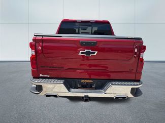 Used 2024 Chevrolet Silverado 1500 LT AWD/4WD video 3