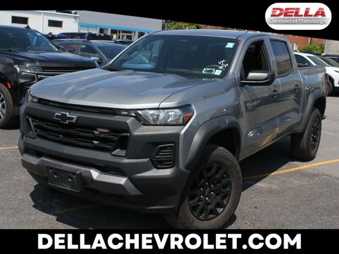 Used 2024 Chevrolet Colorado Trail Boss w/ Advanced Trailering Package AWD/4WD image 1