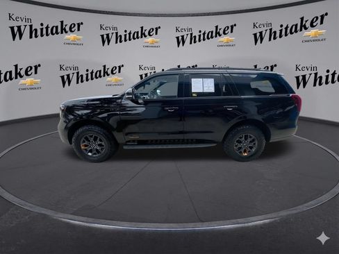 Used 2025 Ford Expedition Tremor AWD/4WD image 6
