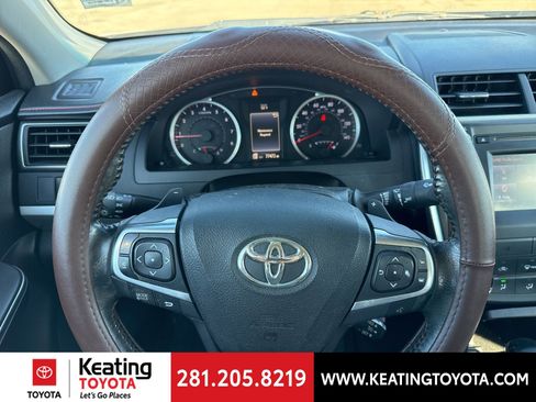 Used 2017 Toyota Camry SE image 16