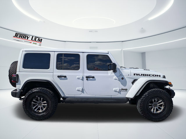 Used 2024 Jeep Wrangler Unlimited Rubicon 392 AWD/4WD image 2