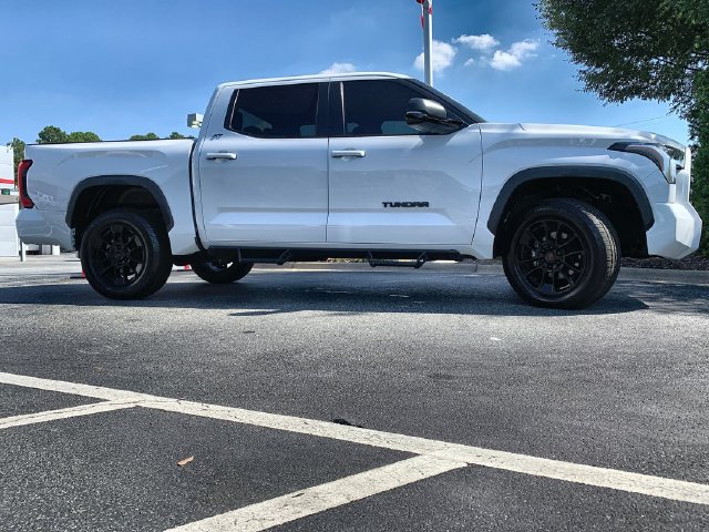 Used 2024 Toyota Tundra SR5 w/ SR5 Premium Package AWD/4WD image 9