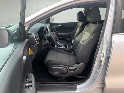 Used 2019 Kia Sportage LX FWD image 10