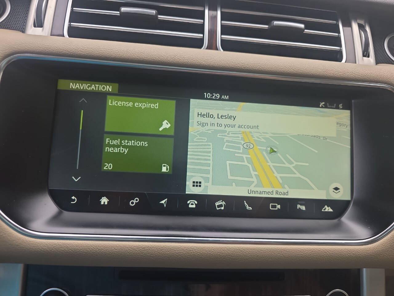 Used 2017 Land Rover Range Rover AWD/4WD image 8