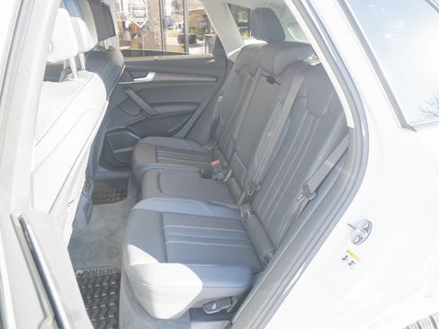Used 2023 Audi Q5 2.0T Prestige w/ Prestige Package image 17