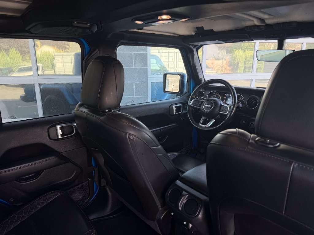 Used 2023 Jeep Gladiator Overland AWD/4WD image 40