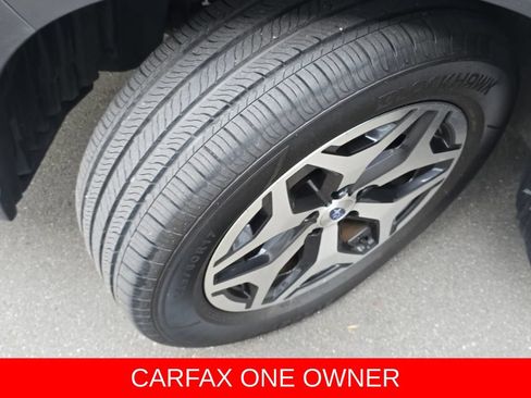 Used 2023 Subaru Forester Premium AWD/4WD image 32