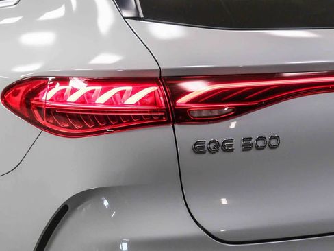 Certified 2023 Mercedes-Benz EQE 500 4MATIC SUV image 7