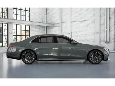 New 2026 Mercedes-Benz S 580 4MATIC Sedan image 3