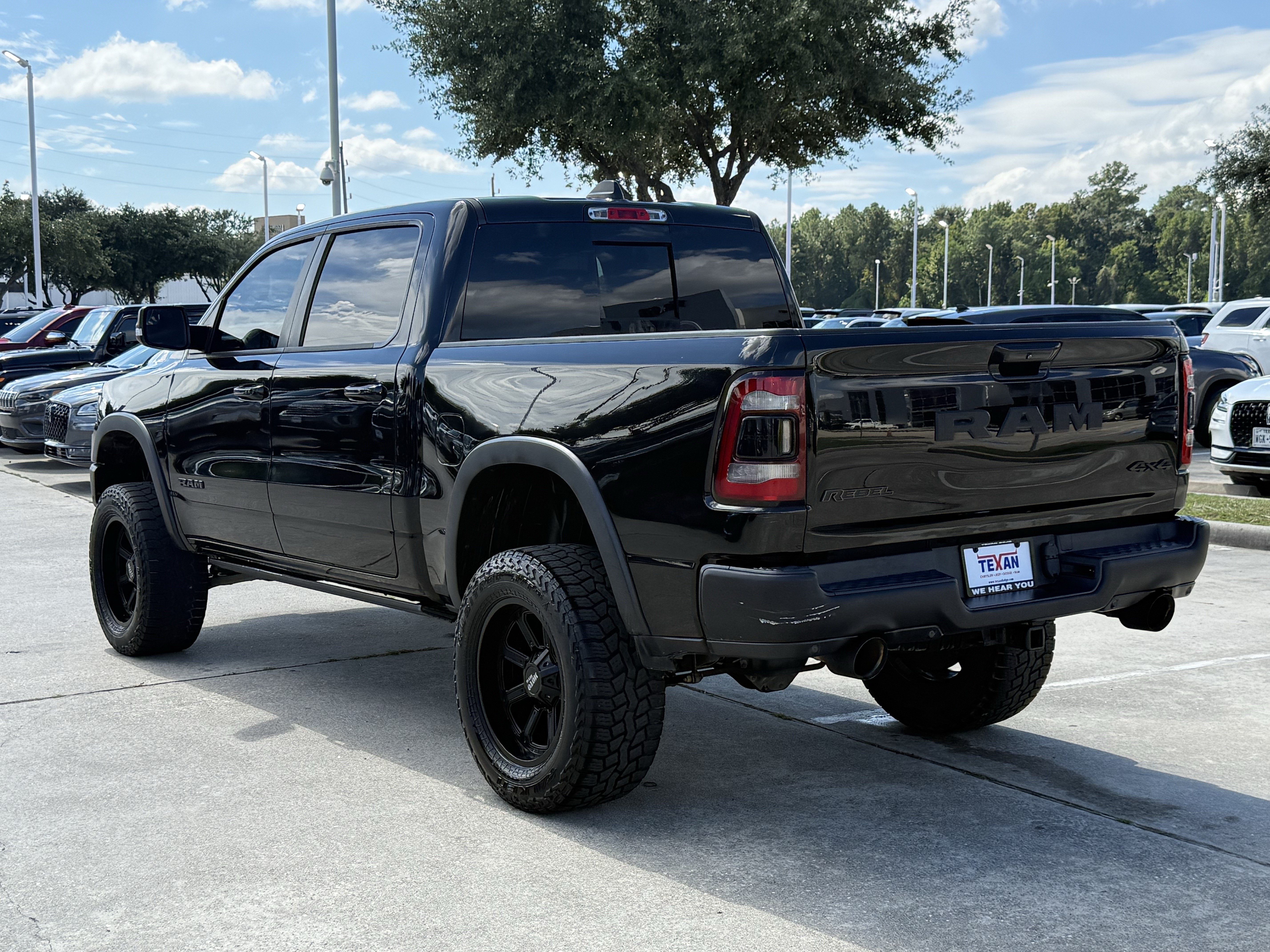 Used 2019 RAM 1500 Rebel w/ Rebel Level 2 Equipment Group AWD/4WD image 7